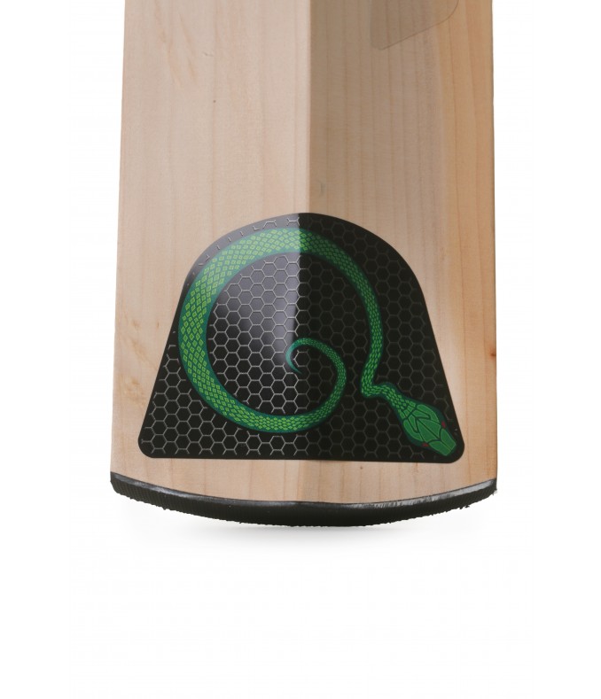 UZI Mamba Pro Junior Cricket Bat